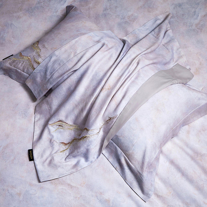 Marble-Effect Cotton Sateen Duvet Cover Set with Knitted Throw and Oxford Shams