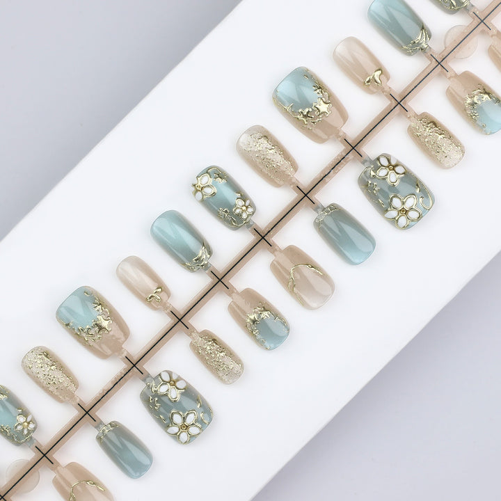 Decorative Floral Press-On Nail Set Stornfield