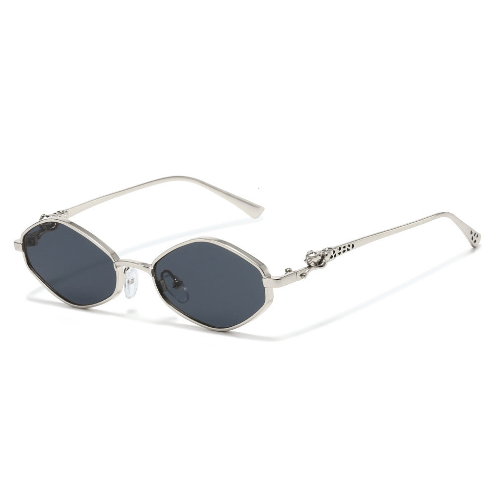 Fashion-Forward Geometric Sunglasses Stornfield
