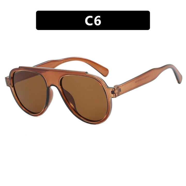 Women Vintage-Style Sunglasses with Elegant Plastic Frame in Leopard Pattern Stornfield