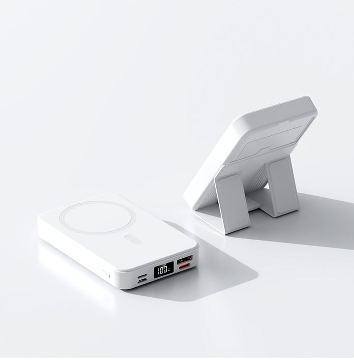 Portable Magsafe Powerbank with Integrated Fast Charging Function Stornfield
