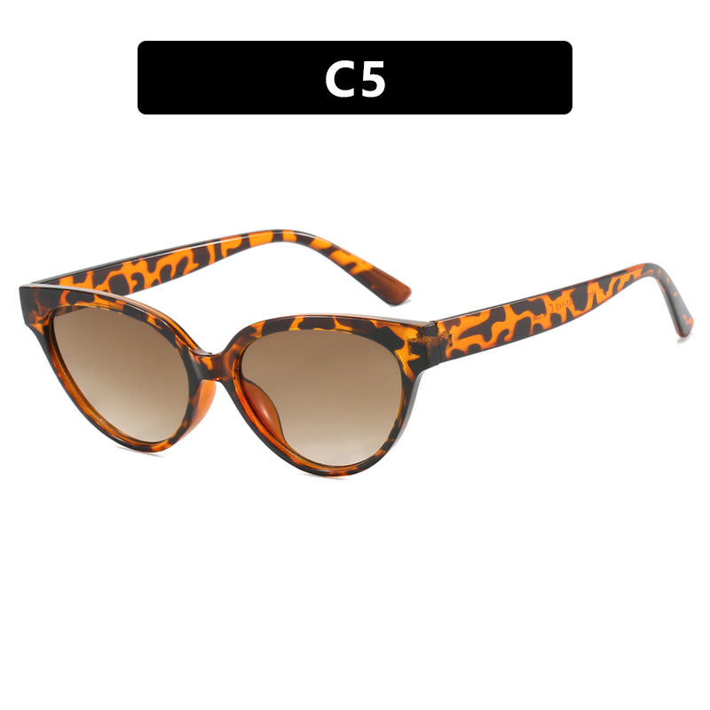 Ladies Cat-Eye Sunglasses with Luxurious Pattern and UV Protection Stornfield