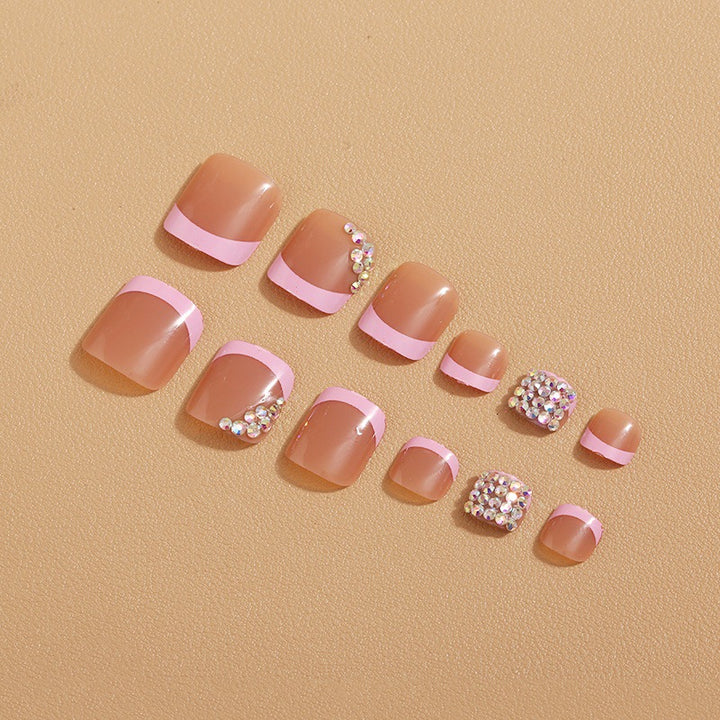 Nail art with glitter stones Stornfield