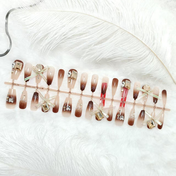Artificial nails with luxurious design and elegant decorations Stornfield