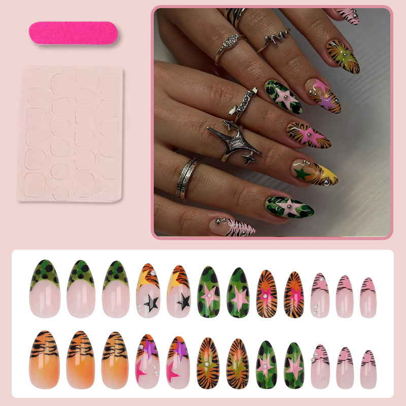 Creative Nail Art Set Stornfield