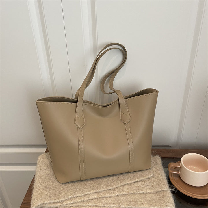 Sleek Minimalist Leather Tote Bag