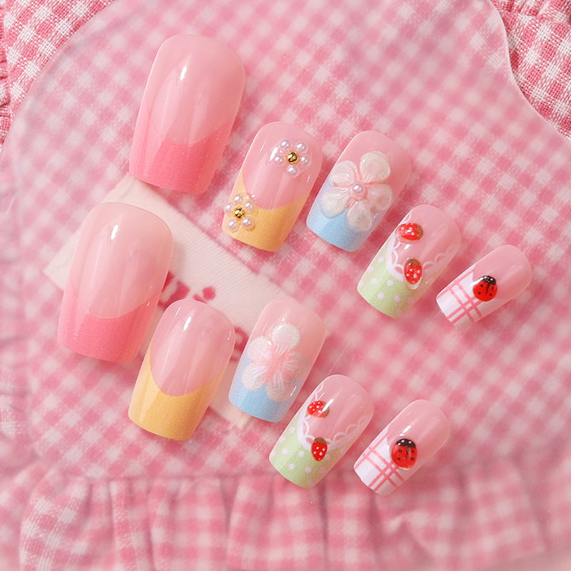 Floral Press-On Nail Art Set Stornfield