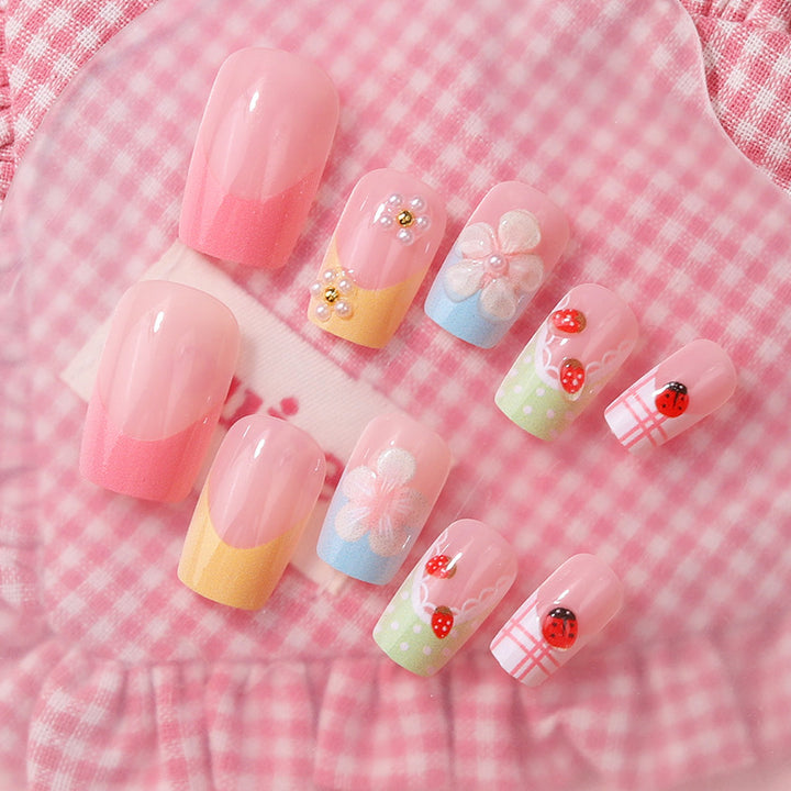 Floral Press-On Nail Art Set Stornfield