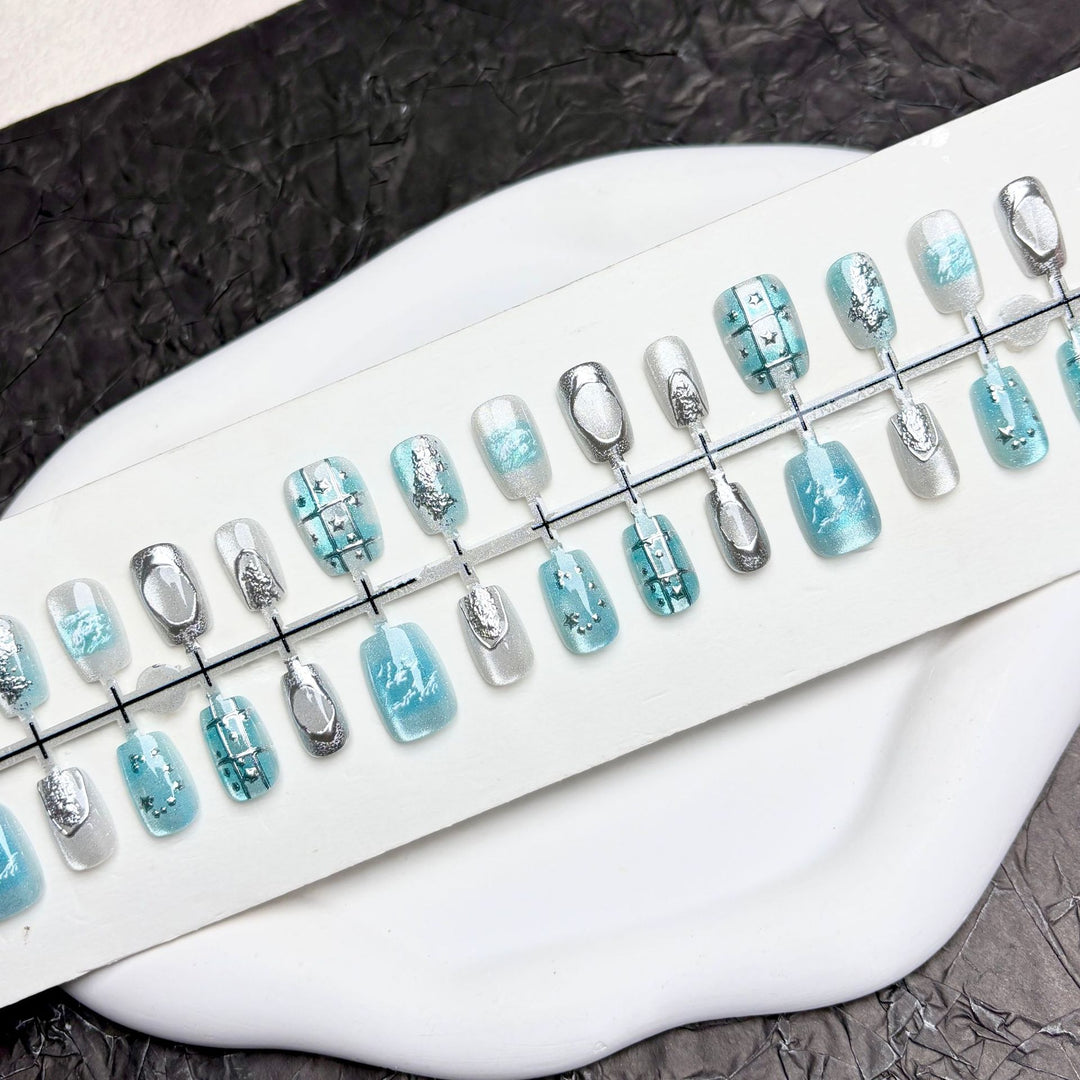 Artistic Nail Art Press-On Collection