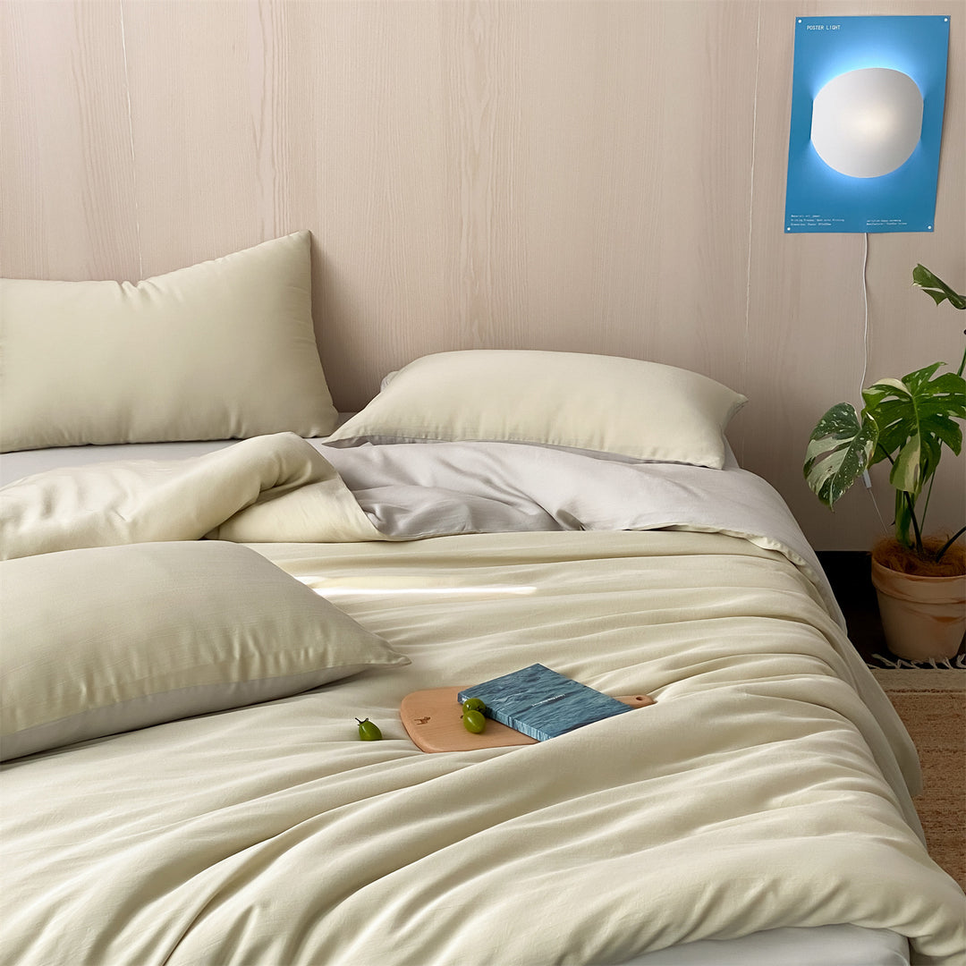 Reversible Cotton Sateen Duvet Cover and Pillowcase Set