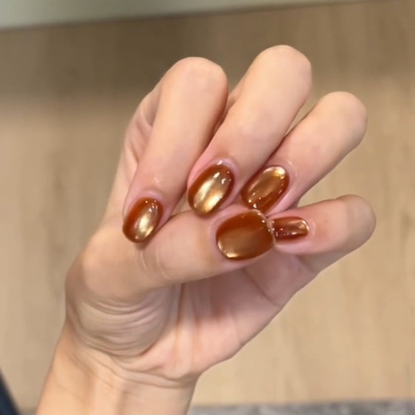 Artificial nails with elegant shine Stornfield