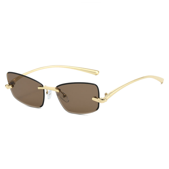 Luxurious Wide-Brim Sunglasses Stornfield