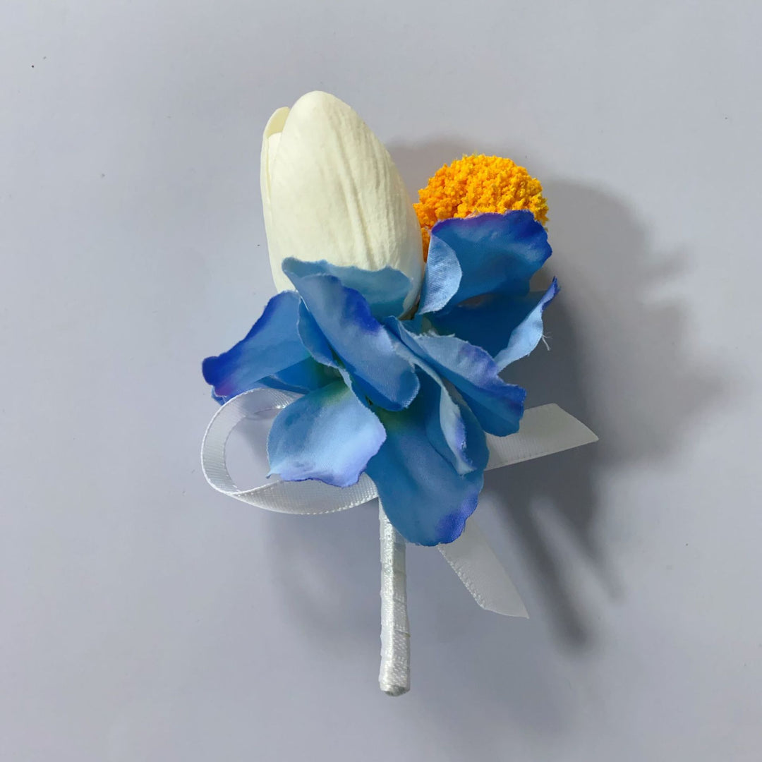 Chic Floral Corsage