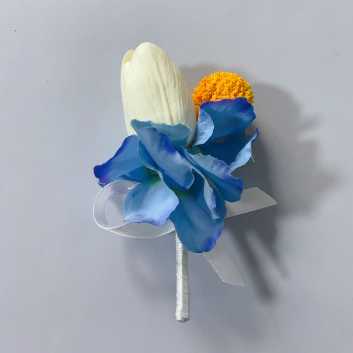 Chic Floral Corsage
