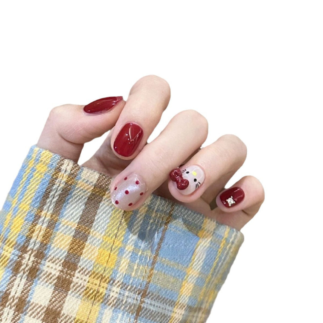 Artificial nail set with playful designs Stornfield