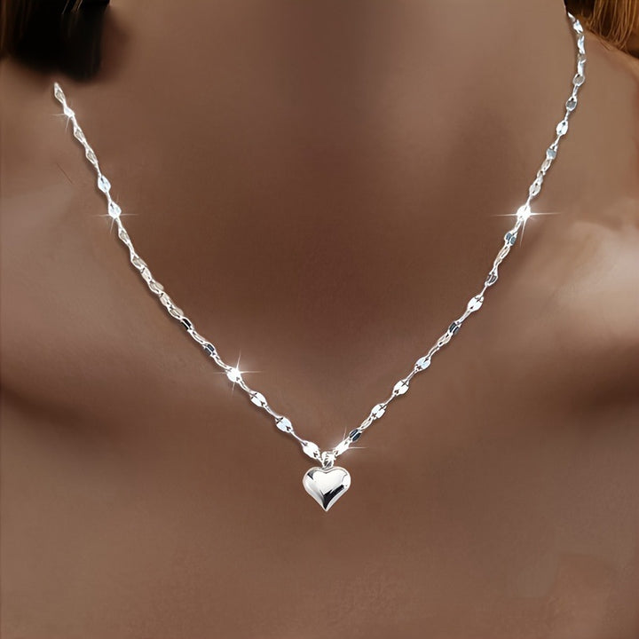 Heart-Shaped Pendant Necklace Stornfield