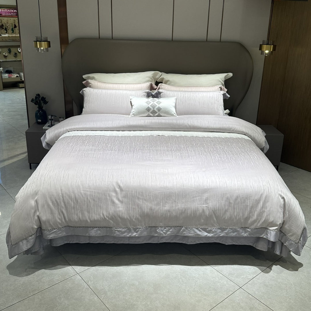 luxurious cotton satin bedding set with embroidered edge