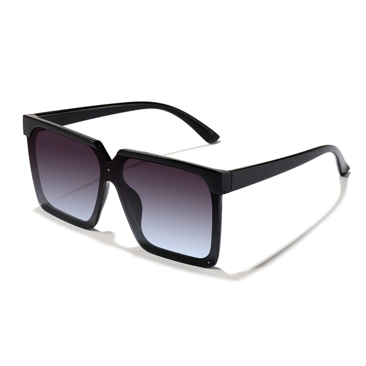 Women extravagantly designed sunglasses Stornfield