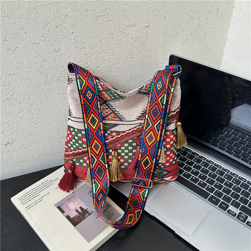 WoBohemian Style Embroidered Shoulder Bag Stornfield