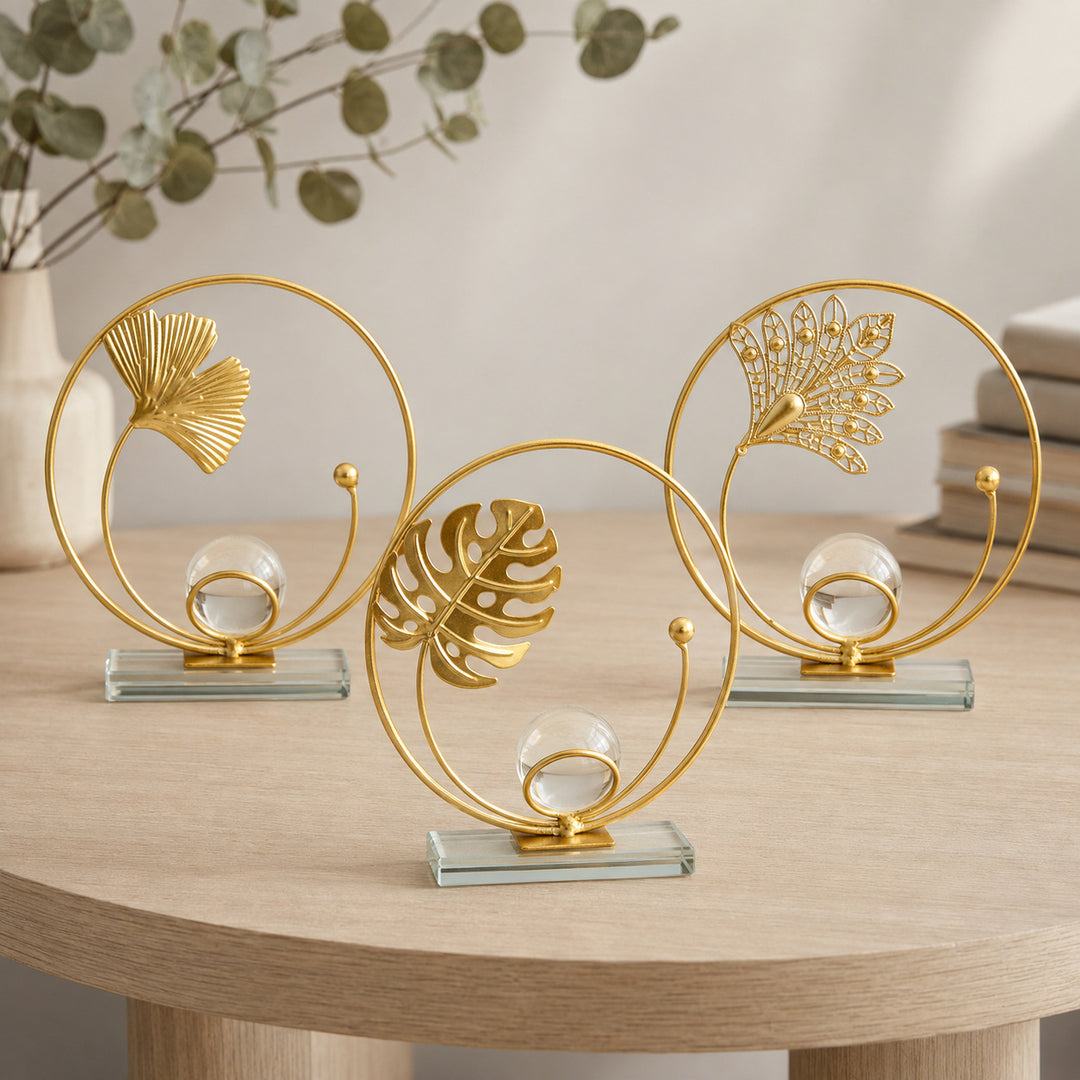 Decorative Leaf-Shaped Candle Holder
