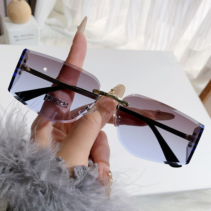 Women elegant sunglasses with high-quality geometric design Stornfield