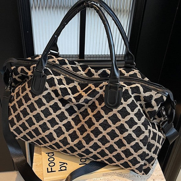 Stylish Carry-All Duffle Bag