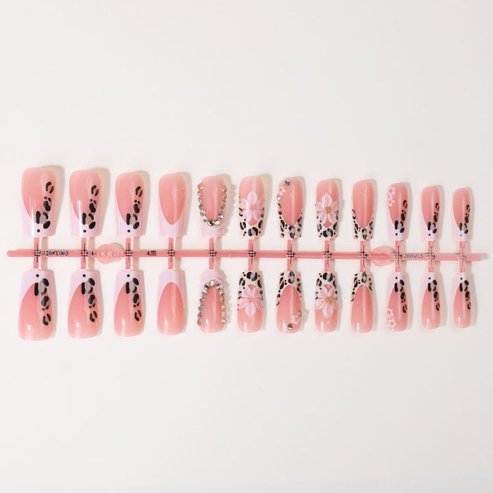 Artistic Press-On Nail Set Stornfield