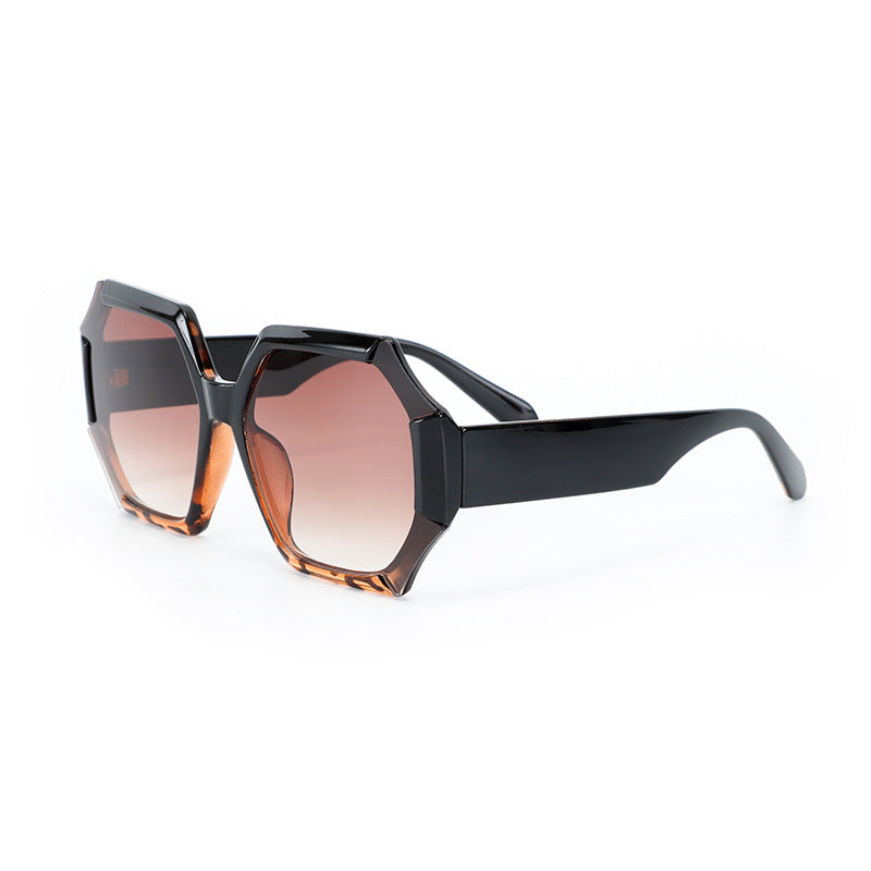 Ladies fashionable sunglasses with faceted frame Stornfield