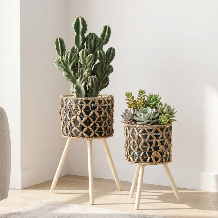 Plant stand made of braided material Stornfield