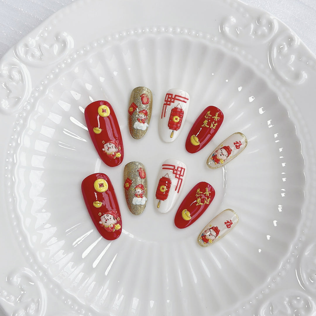 Artistic Press-On Nail Art Set with Heart and Celestial Designs