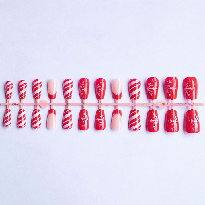 Artificial nails with festive winter design Stornfield
