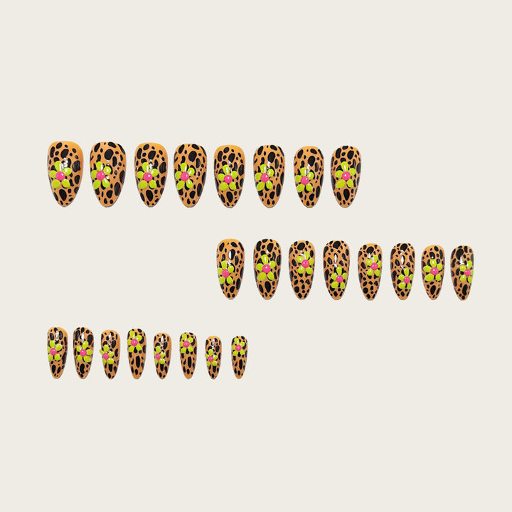 Artificial Nail Decoration In Unique Leopard Pattern Stornfield