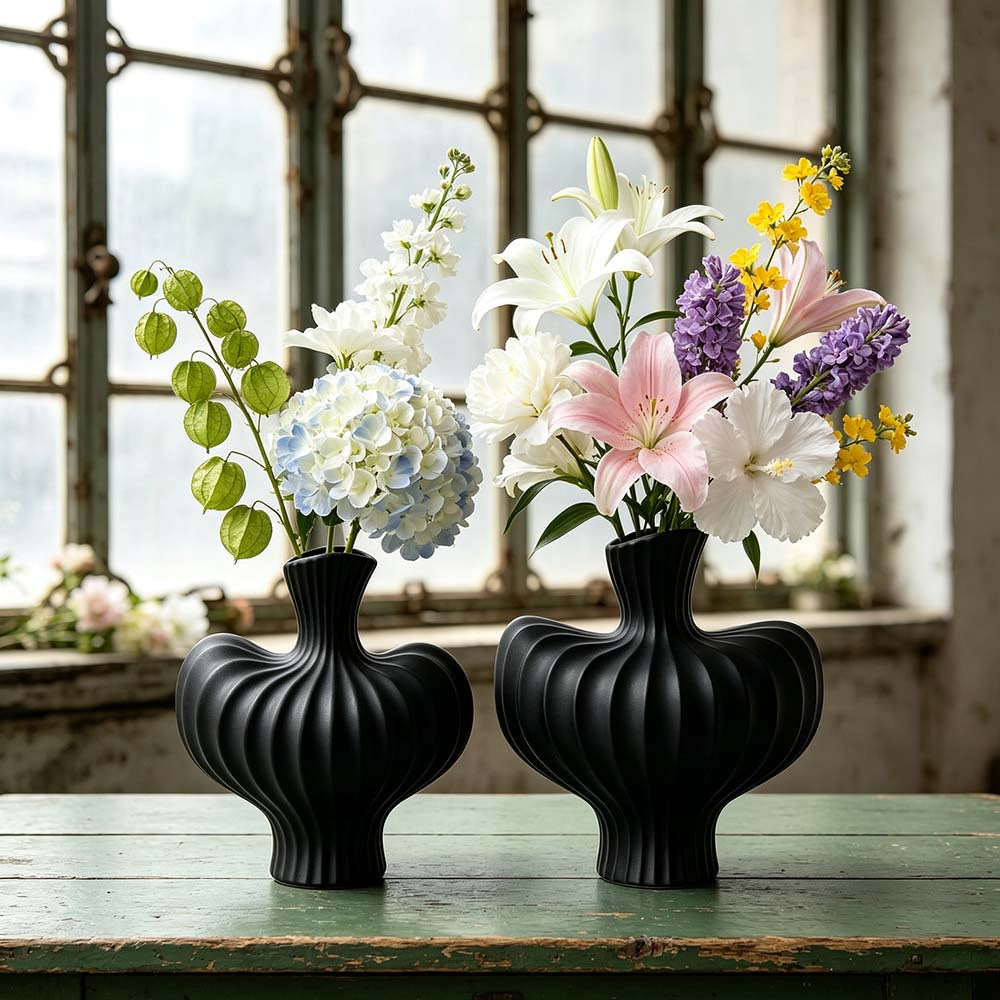 Sculptural Decorative Centerpiece Vase Stornfeild
