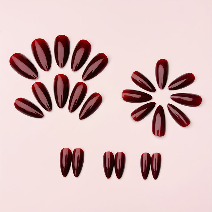 Artificial nails with shiny stiletto design Stornfield