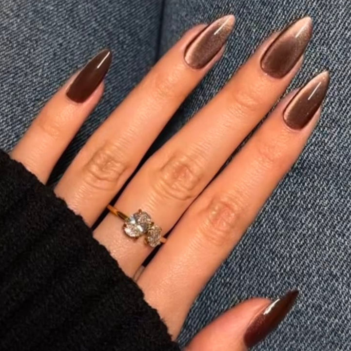 Artificial nails with luxurious gradient and shine Stornfield