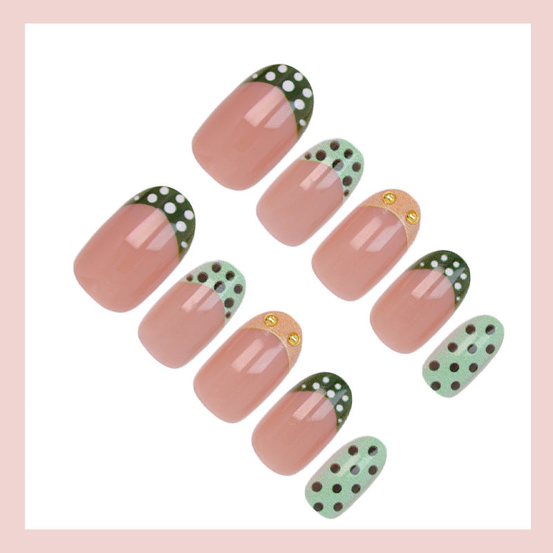 Artificial nail set with creative dot and glitter design Stornfield