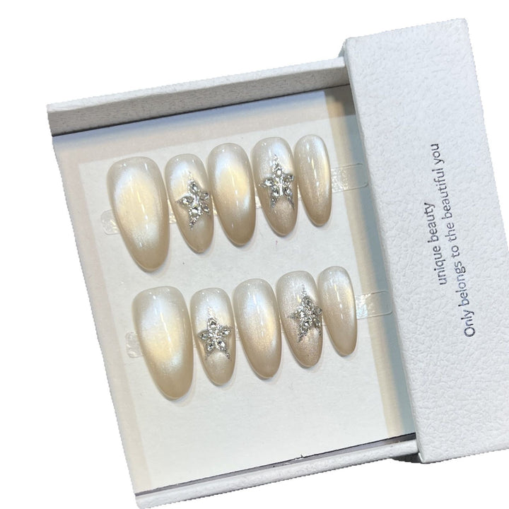 Star-Embellished Press-On Nail Art Set Stornfield
