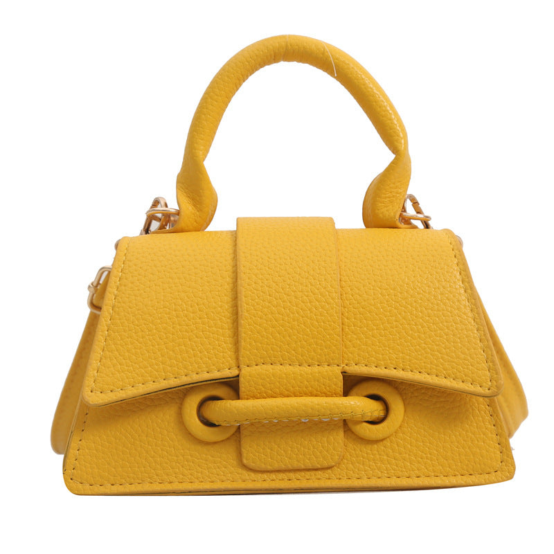 WoLuxurious Textured Leather Shoulder Bag Stornfield