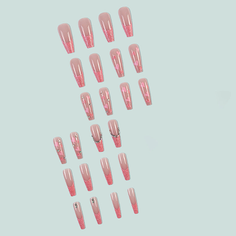 Playful heart nail art Stornfield