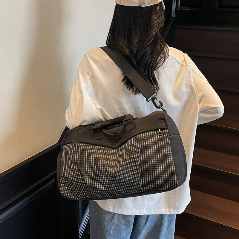 Versatile Multi-Pocket Sports Duffle Bag Stornfield