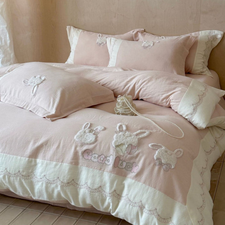 Pastel Bunny Appliqué Cotton Sateen Duvet Cover Set with Scalloped Embroidered Border