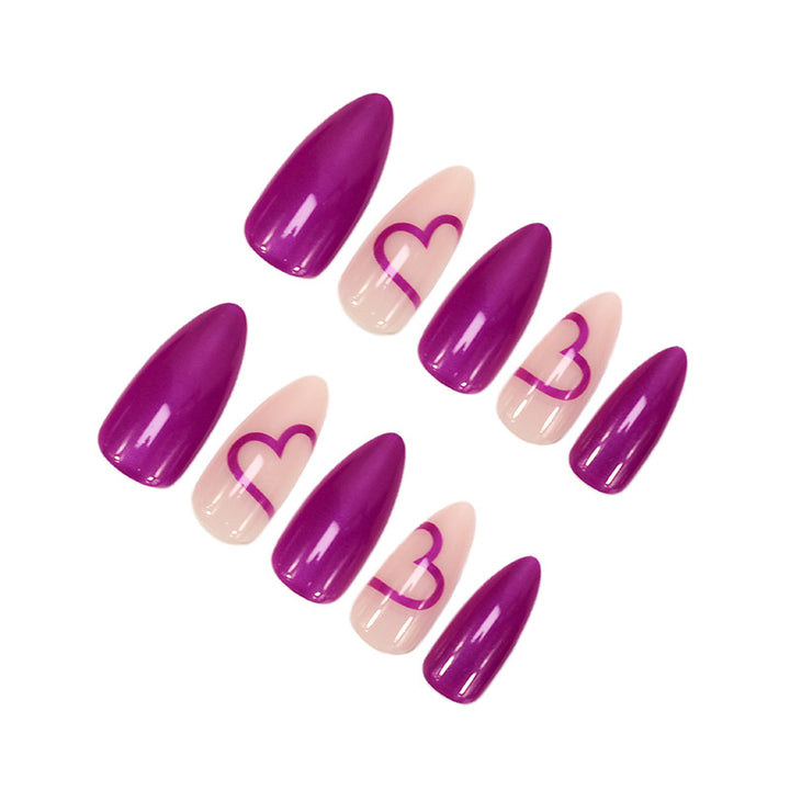 Artificial nail set with romantic heart design and glamorous accents Stornfield