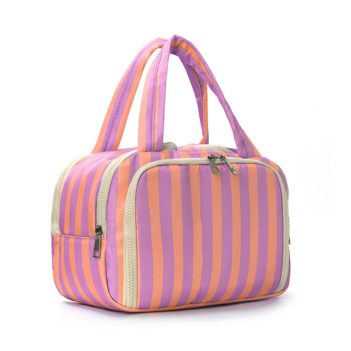 Fashionable and versatile tote bag with internal compartments Stornfield