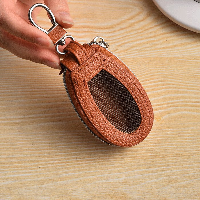 Textured Leather Coin Pouch with Clip Stornfield