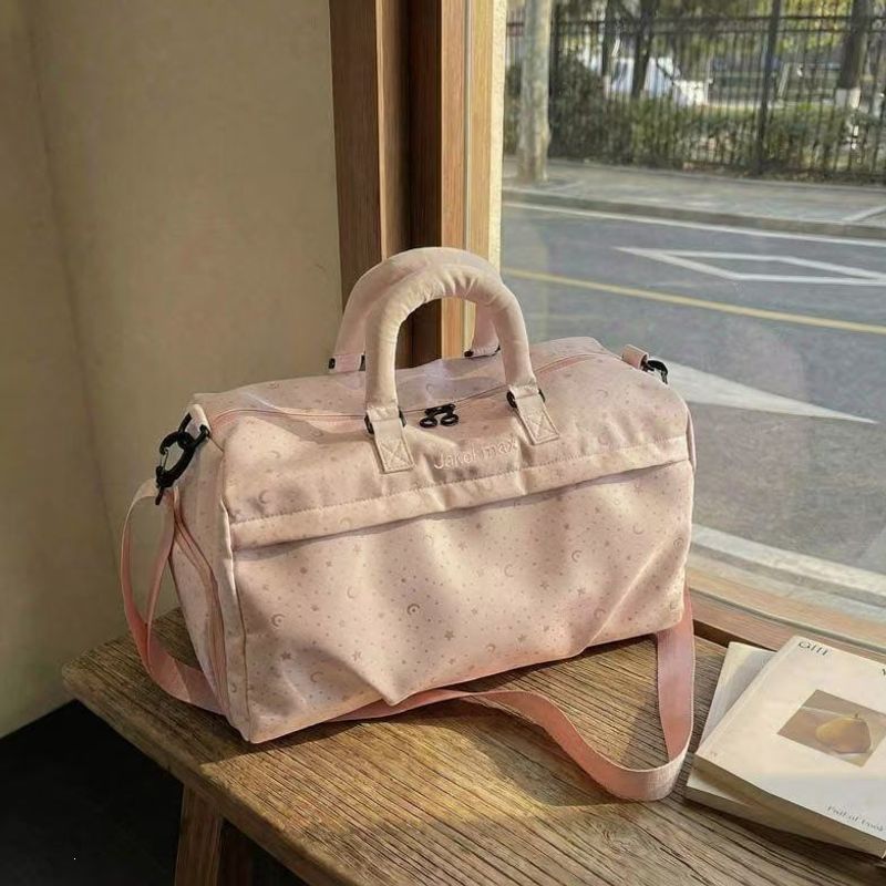 Versatile Travel Duffel Bag with Multiple Compartments Stornfield