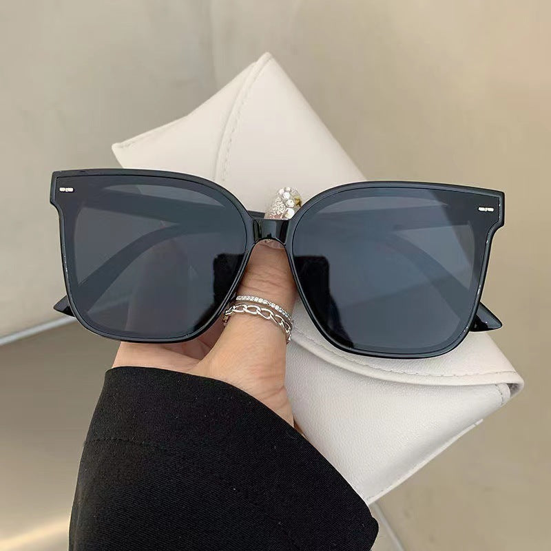 Ladies stylish sunglasses with a fashionable highlight Stornfield