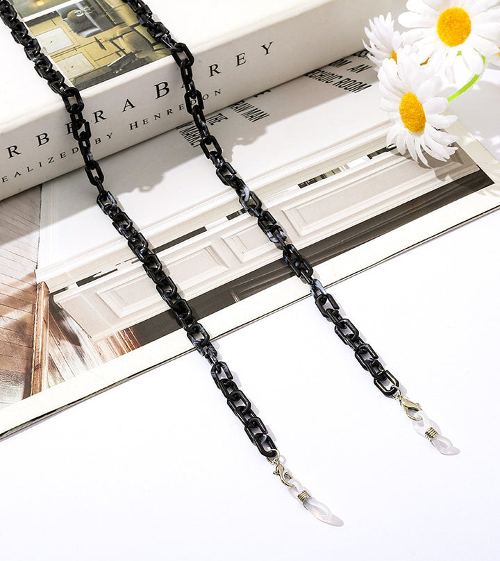 Fashionable necklace with clip clasp Stornfield
