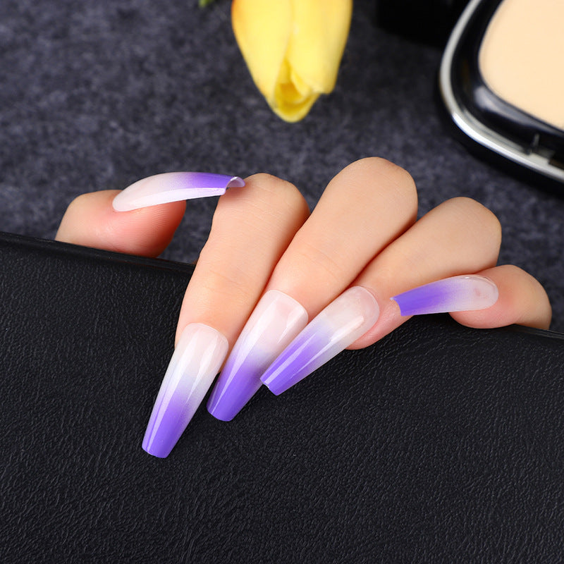 Artificial nails in elegant ombre design Stornfield