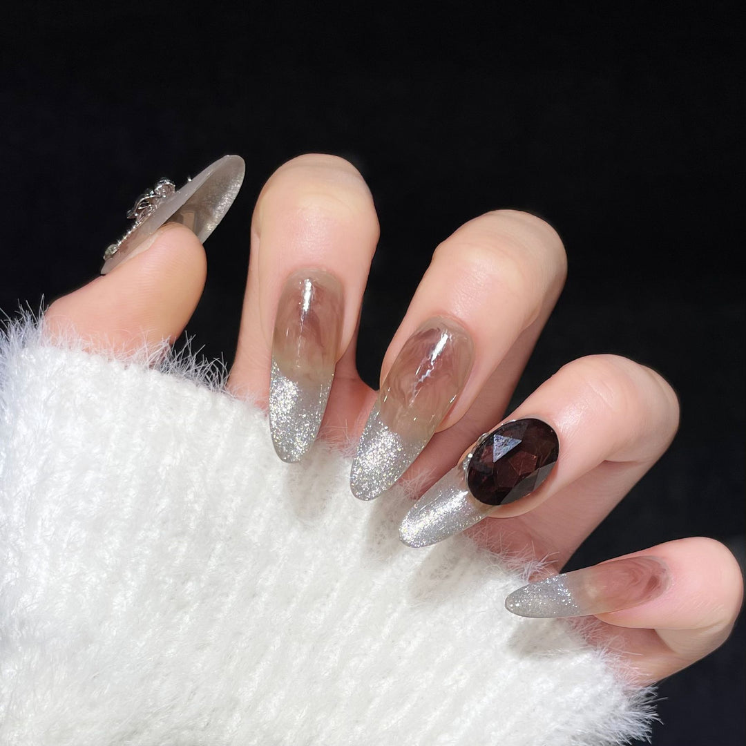 Artistic Press-On Nail Art Set with Elegant Gemstone Accents