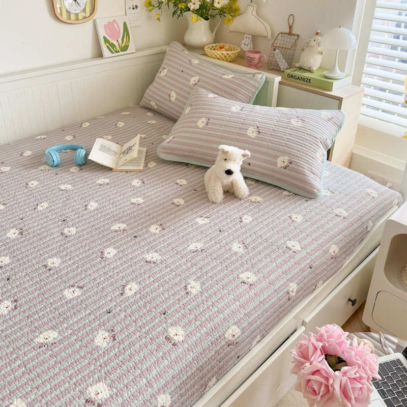 Lightweight Quilted Cotton Bedspread and Mattress Coverlet Set